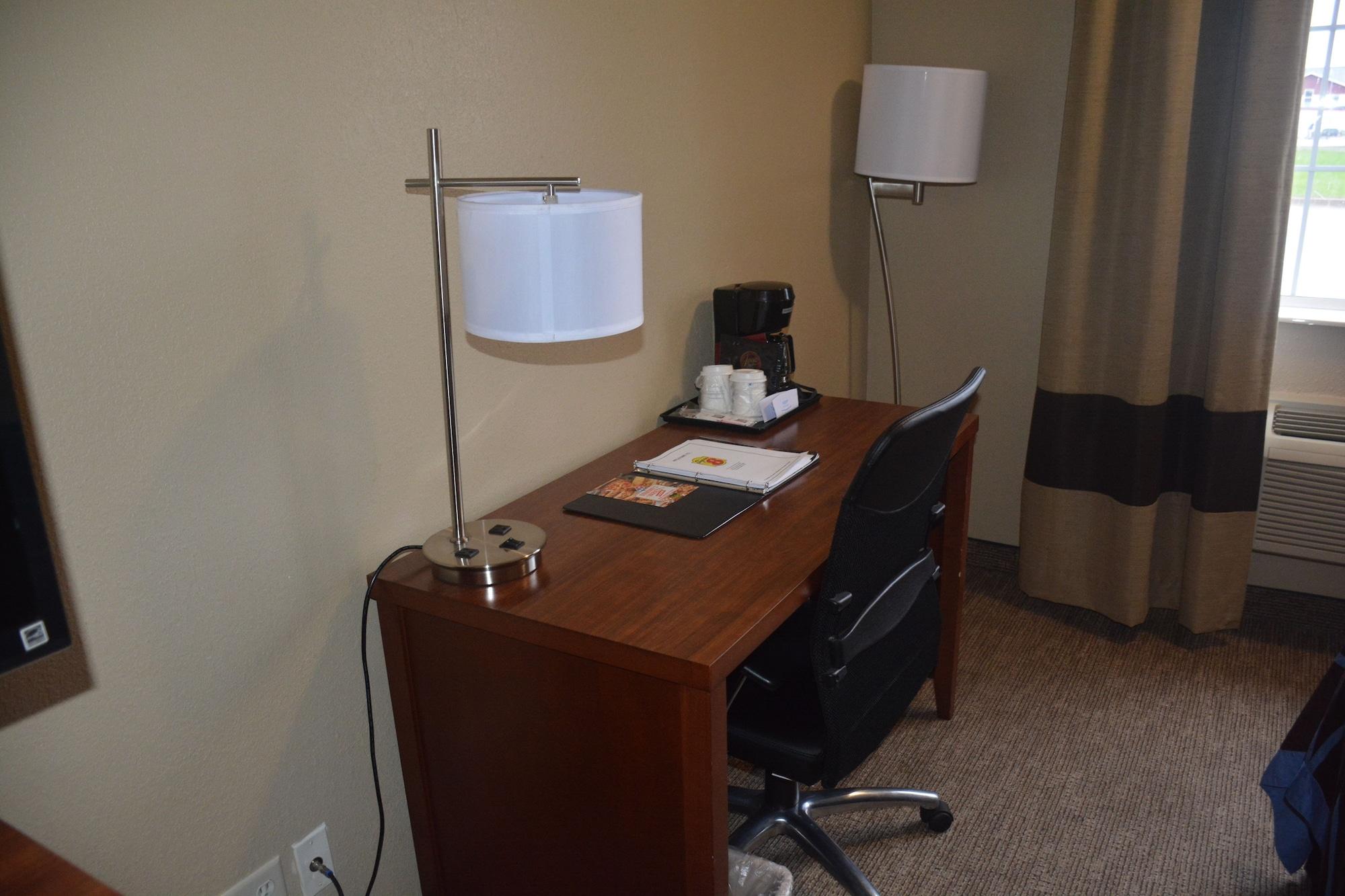 ซูเปอร์ 8 บาย วินด์แฮม แอลทูนา Hotel อัลทูนา ภายนอก รูปภาพ