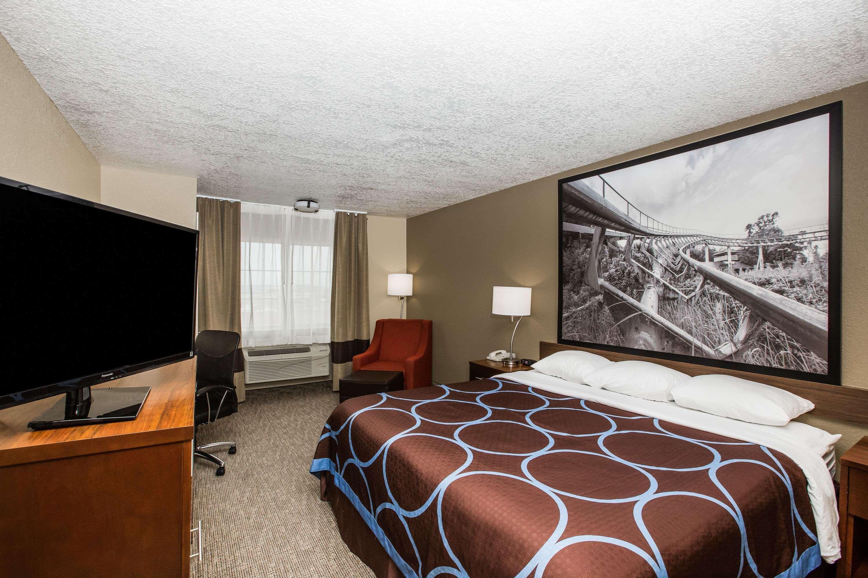 ซูเปอร์ 8 บาย วินด์แฮม แอลทูนา Hotel อัลทูนา ภายนอก รูปภาพ