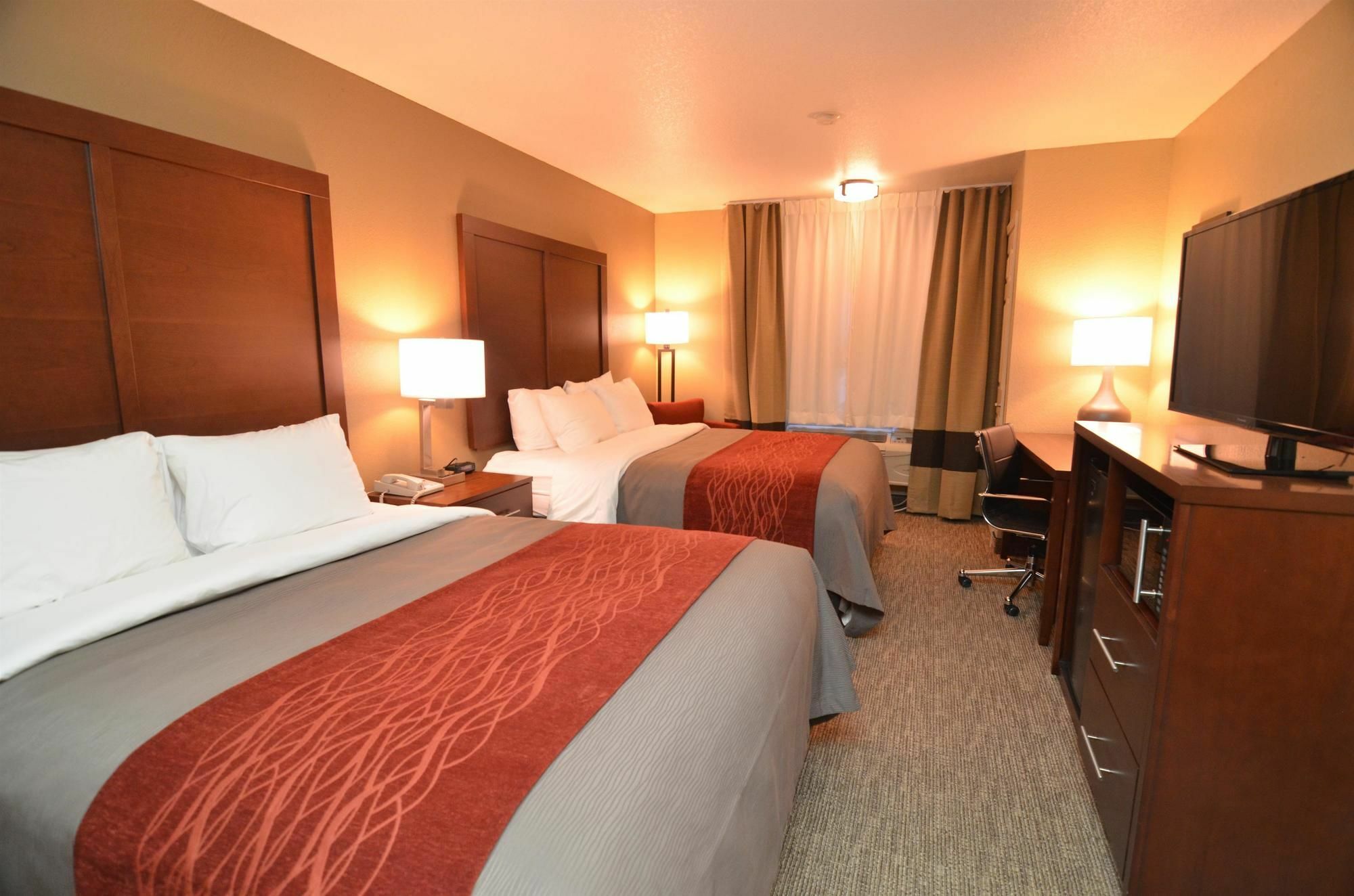 ซูเปอร์ 8 บาย วินด์แฮม แอลทูนา Hotel อัลทูนา ภายนอก รูปภาพ